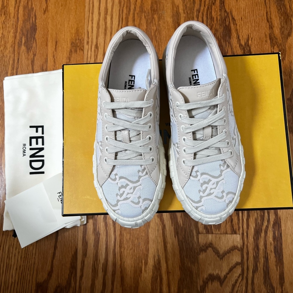 Fendi Camelia FF Karligraphy low-top sneakers in 38.5
